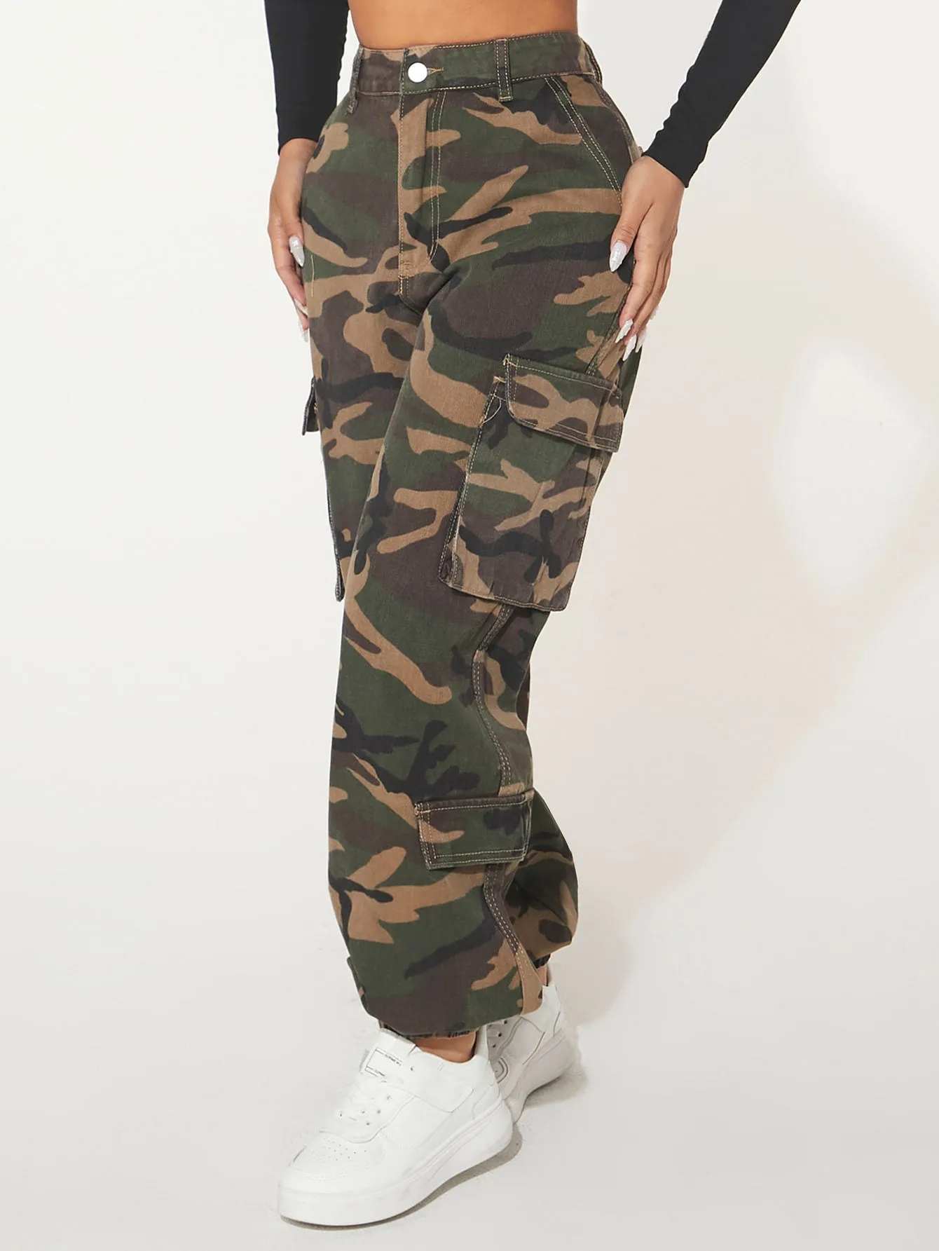 Camo Print Flap Pocket Cargo Jeans