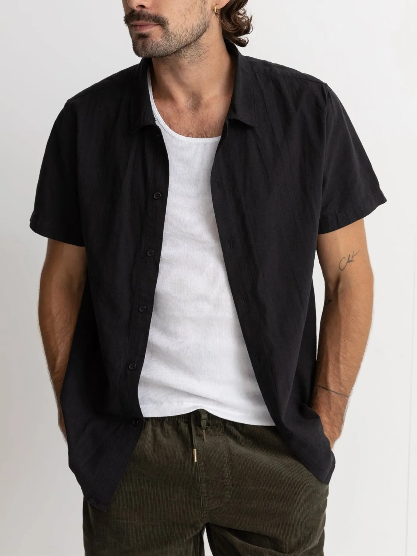 Classic Linen Short Sleeve Buttondown Shirt