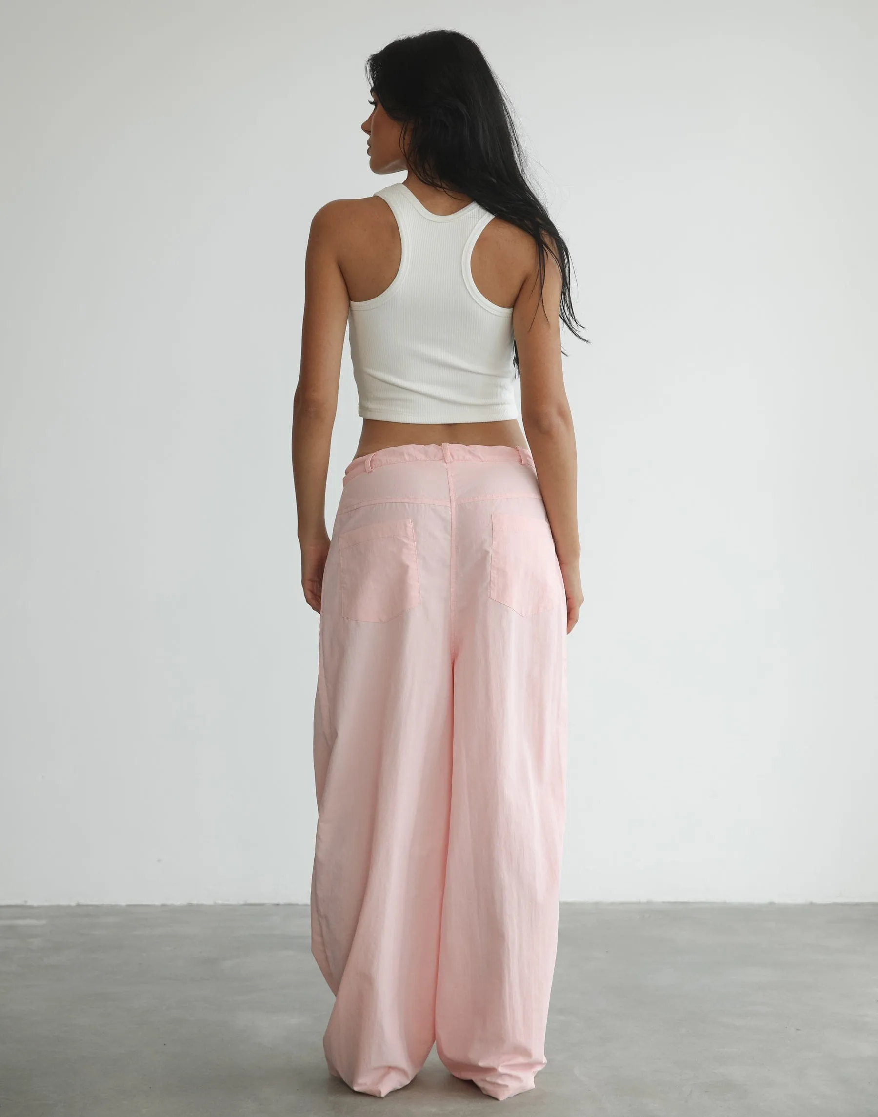 Hills Parachute Pants (Bubblegum) - By Lioness