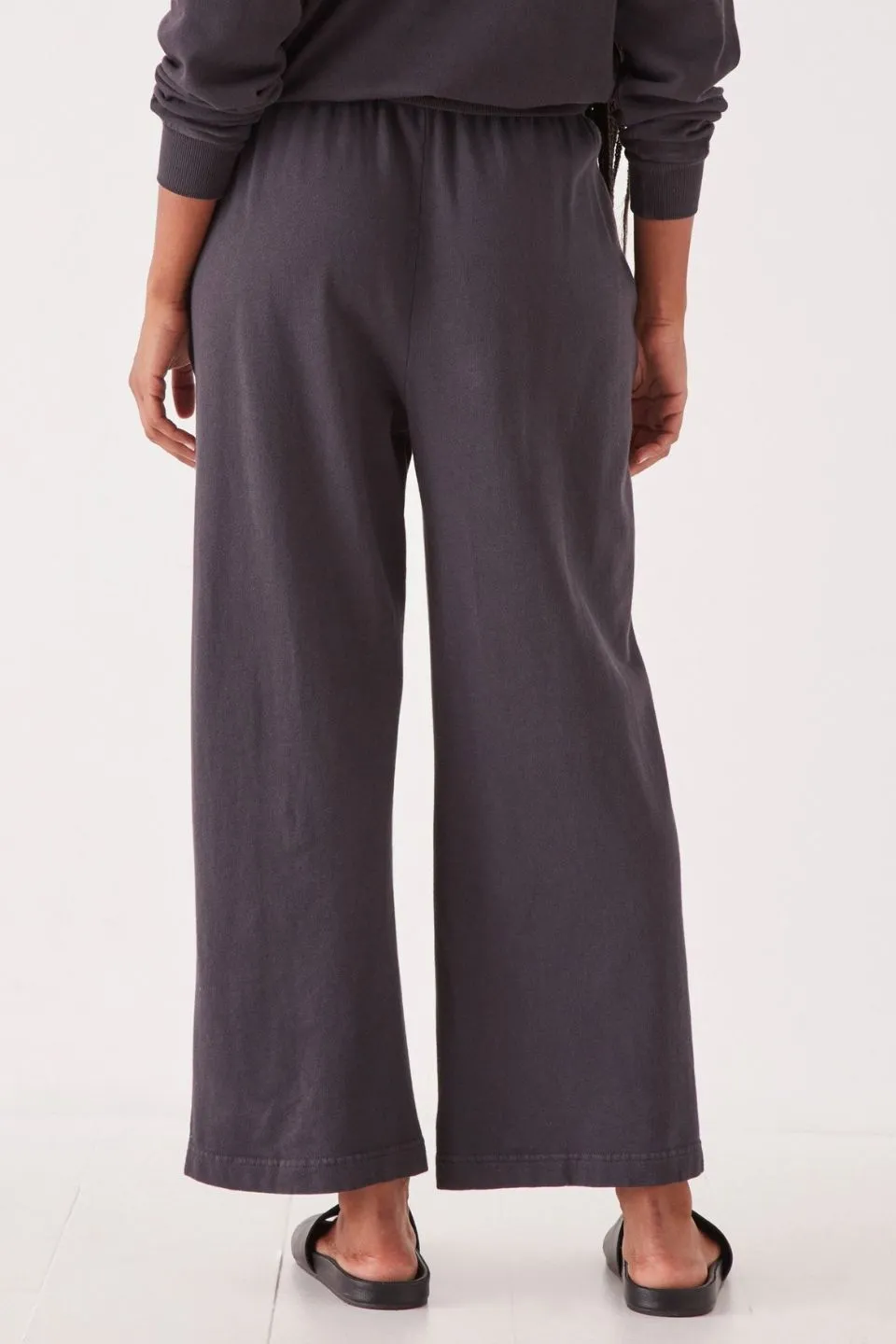 Lahni Wide Leg Washed Black Fleece Pant