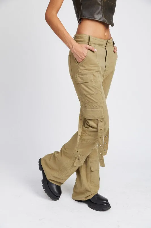 LOW WAIST CARGO FLARED PANTS