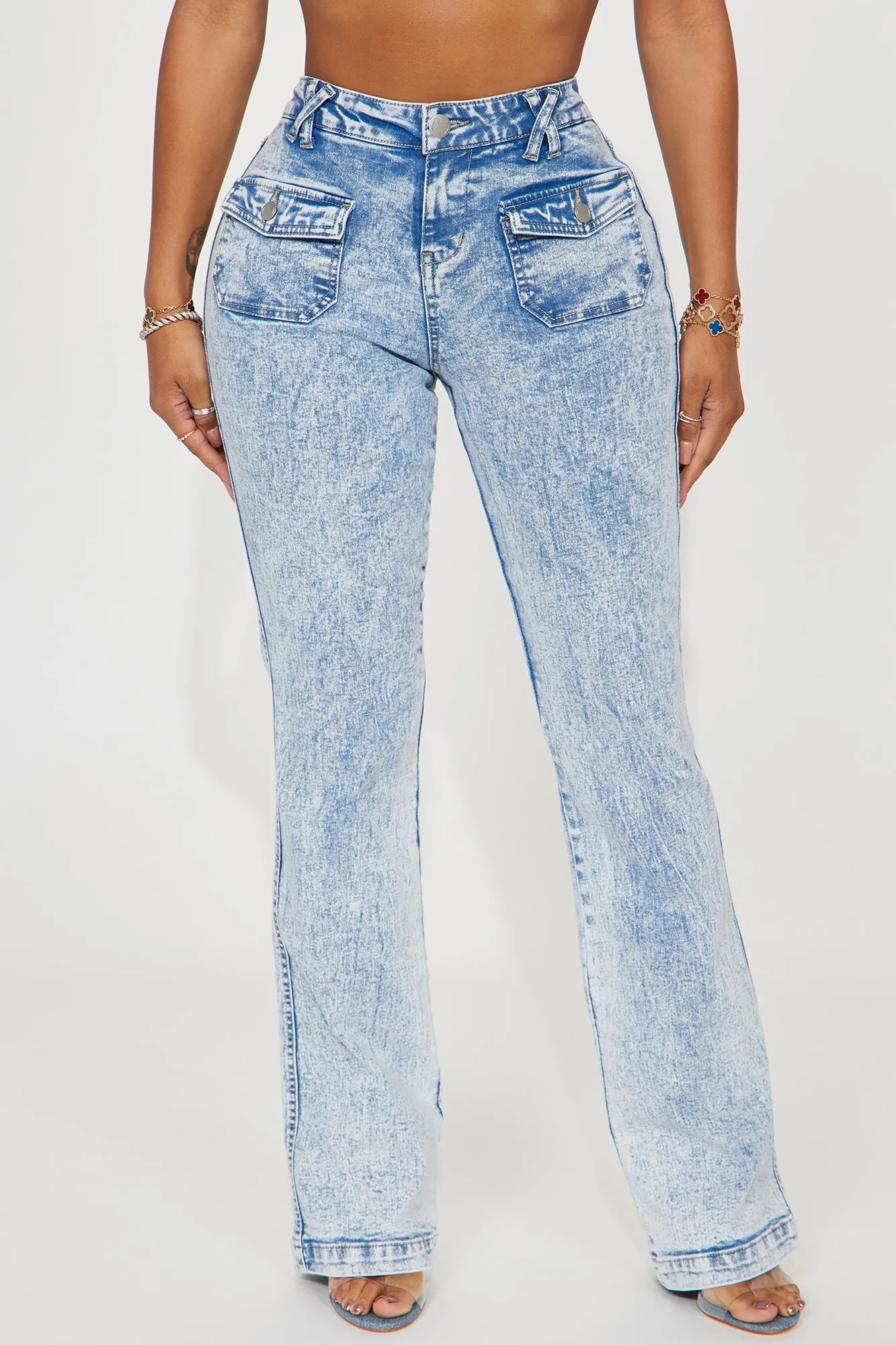 Play Your Roll Bootcut Jeans - Light Wash