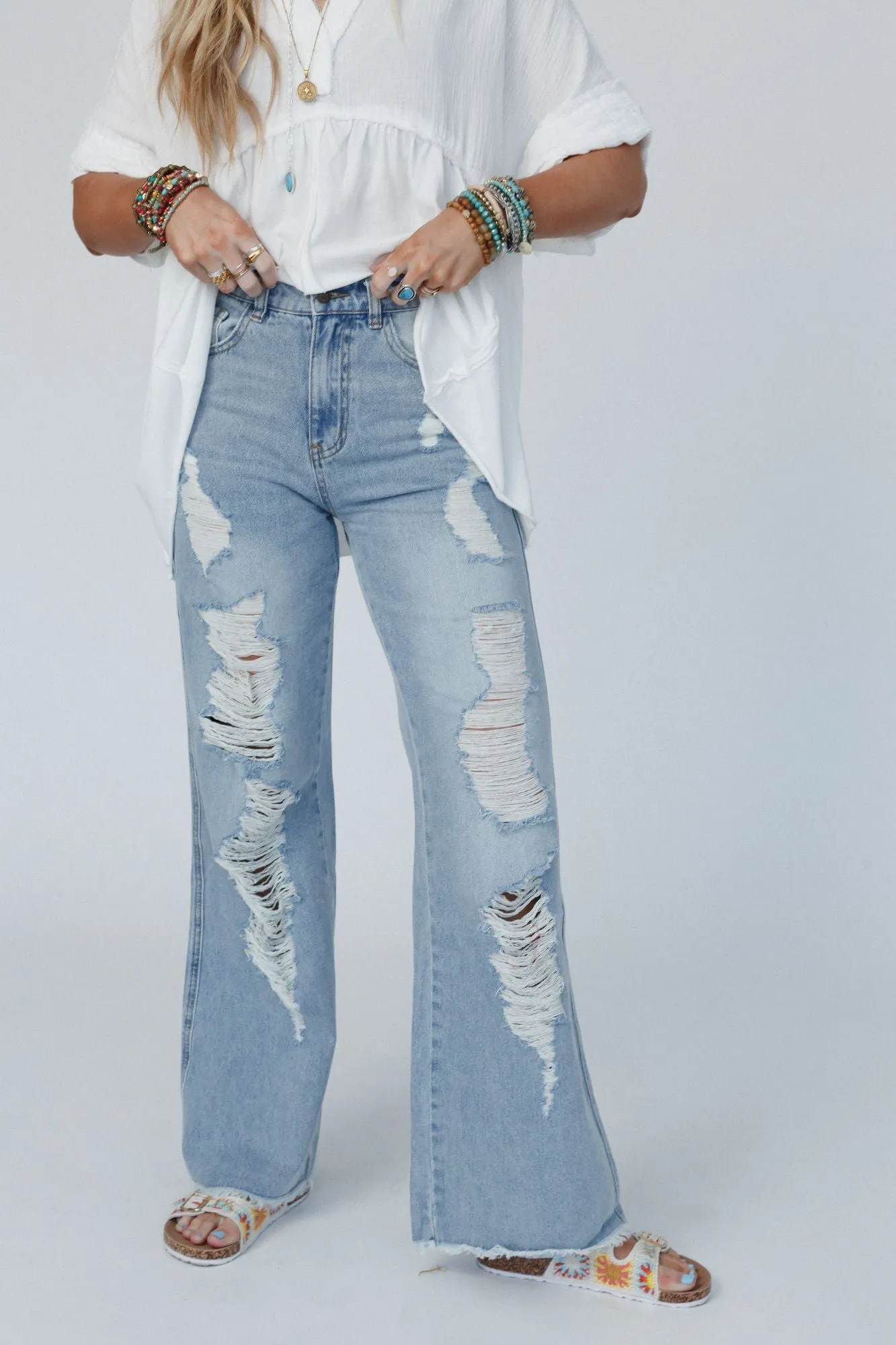 Rebel Distressed Jeans - Light Denim