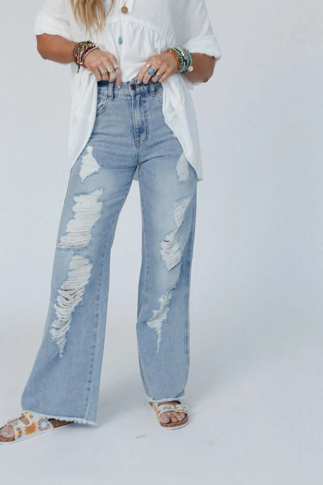 Rebel Distressed Jeans - Light Denim